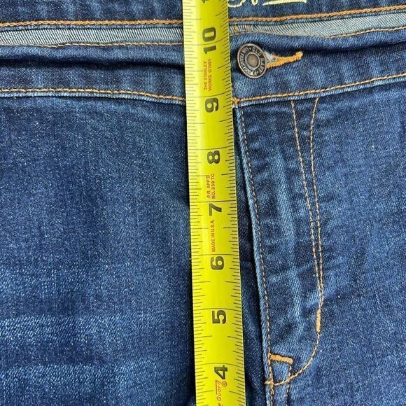 Old Navy Women's Mid-Rise Boyfriend Ankle Jeans Blue Denim Medium Wash Size 18 - Picture 7 of 7